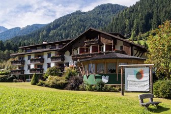 Hotel Vierbrunnenhof