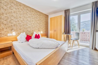 Garni + Appartamenti Schmiedhof