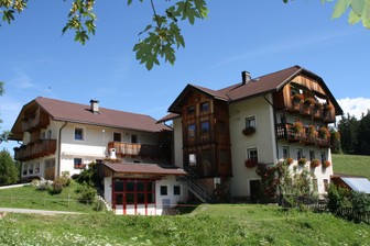 Ferienwohnungen auf dem Bauernhof Col de Tlames