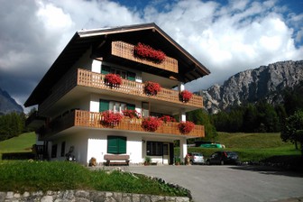 Appartamenti Ski Hike Apartments Pecol