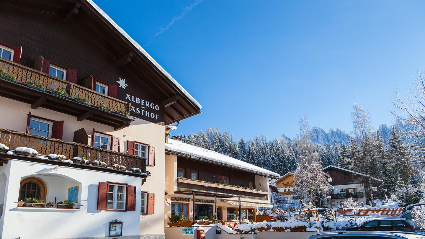 Hotel Fines Val di Funes Valle Isarco Hotel Fines Val di Funes Valle Isarco