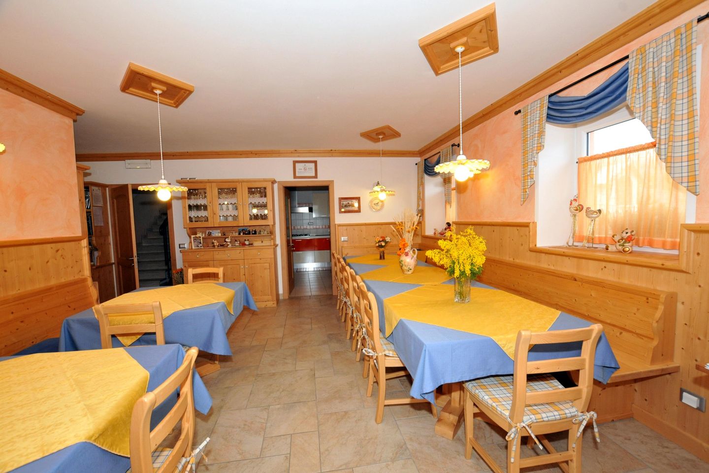 B&amp;B + Appartamenti in agriturismo Le Pergolette Tassullo Val di Non