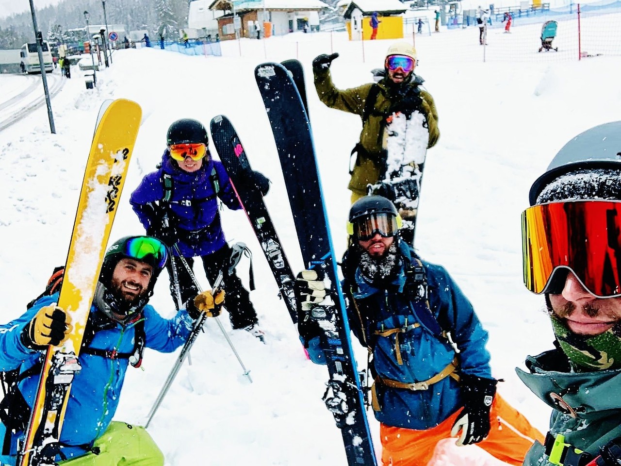 A Guide To Ski Hire In Val Thorens (2023) (Plus Intersport, 52 OFF