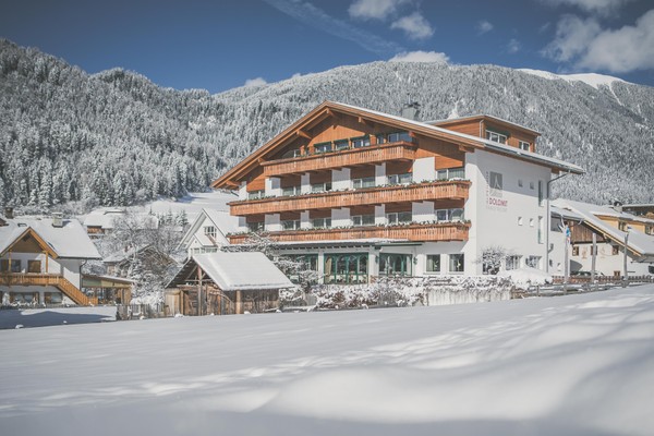 Foto esterno Hotel Alpenhof Dolomit Family