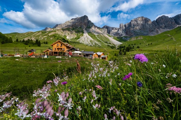 Foto esterno Rifugio-Hotel Fuciade