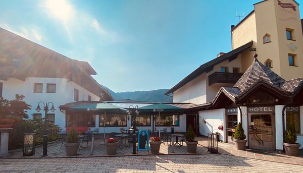 Foto esterno in estate Smy Koflerhof Dolomiti