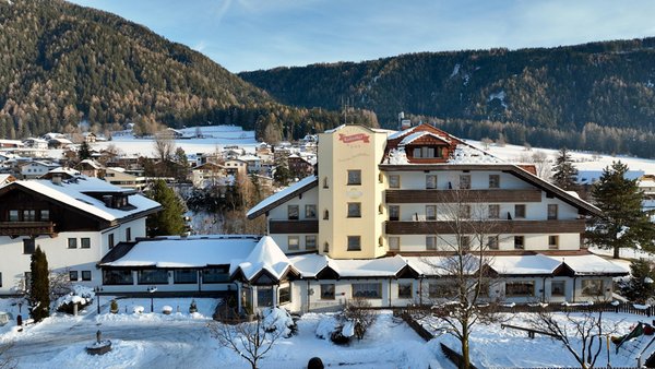 Foto invernale di presentazione Hotel Smy Koflerhof Dolomiti