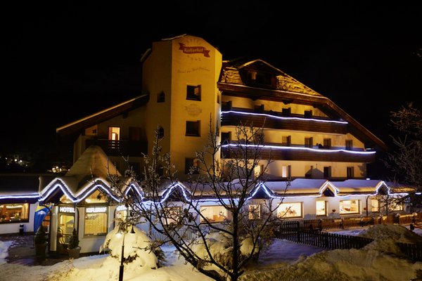 Photo exteriors in winter Smy Koflerhof Dolomiti