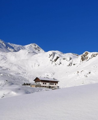 Photo exteriors Mountain hut Sesvenna