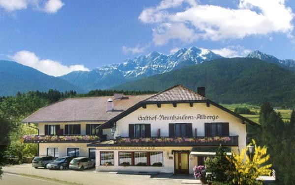 Foto esterno Gasthof (Albergo) Neunhäusern / Nove Case
