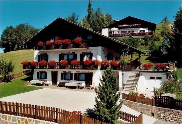 Foto Außenansicht Ferienwohnungen Haus Ute