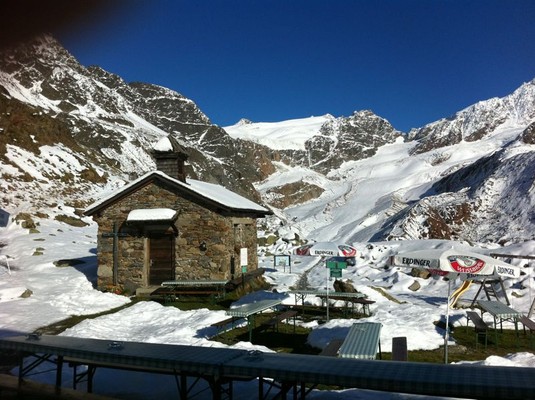Photo exteriors Mountain hut with rooms Pio XI alla Palla Bianca