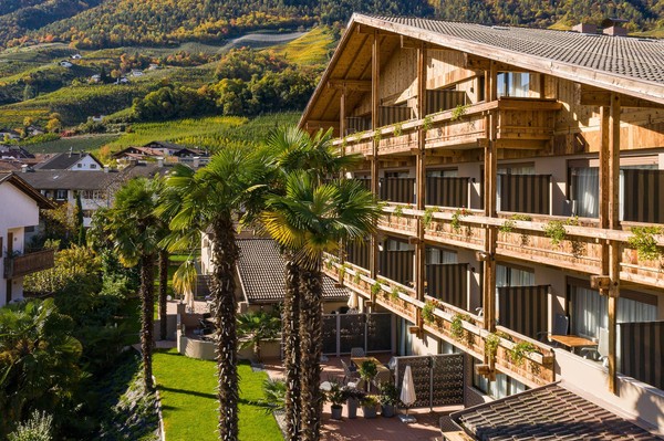 Foto esterno MONDI Hotel Tscherms
