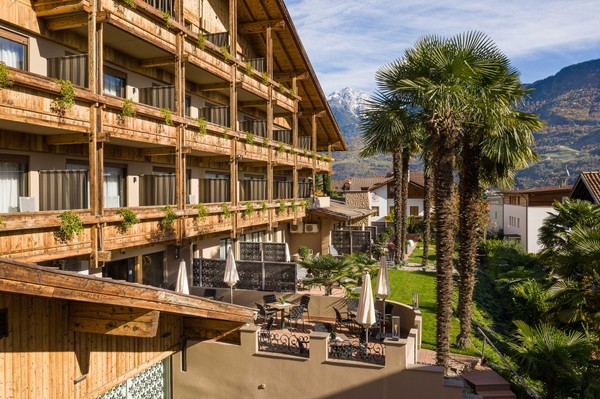 Foto esterno MONDI Hotel Tscherms