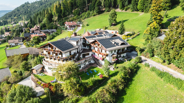 Photo exteriors Hotel Oberlehenhof
