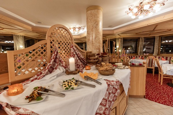 The restaurant Ega / Eggen (Obereggen - Nova Ponente / Deutschnofen) Oberlehenhof