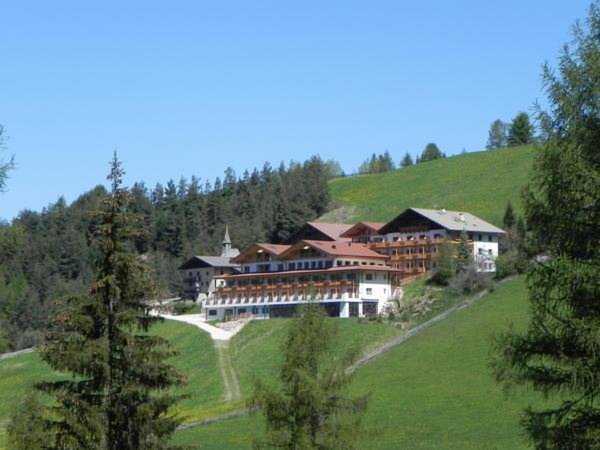 Foto estiva di presentazione Hotel Kräuterhotel Zischghof