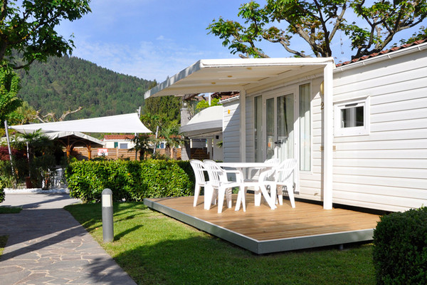 Foto Außenansicht Camping Punta Lago