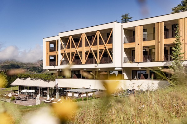 Photo exteriors Sporthotel Obereggen