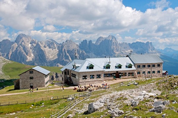 Foto Außenansicht im Sommer Bolzano - Schlernhaus