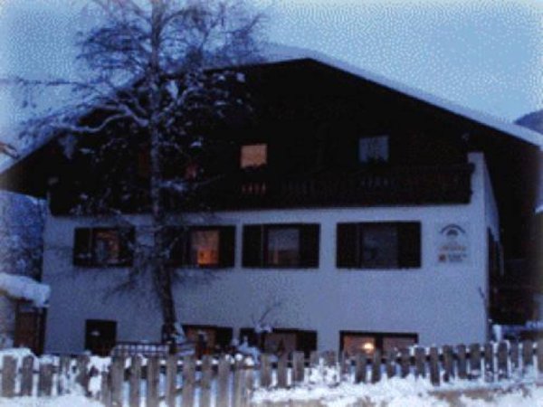 Winter Präsentationsbild Ferienwohnungen auf dem Bauernhof Schnapperhof
