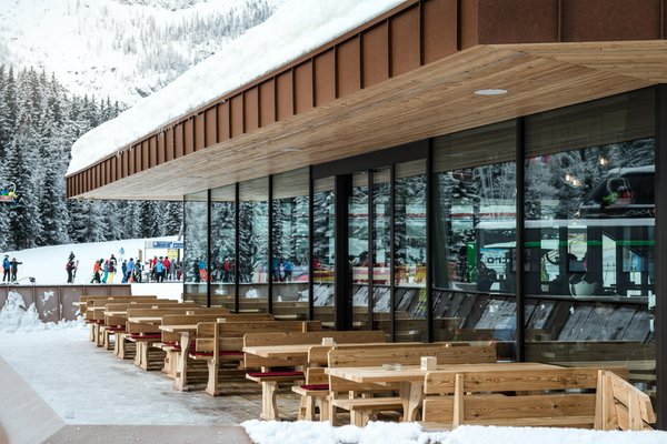 Foto esterno in inverno Bistro La Scola