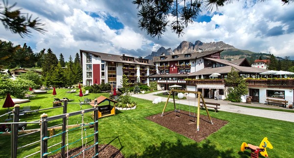 Foto esterno Hotel Alpenrose