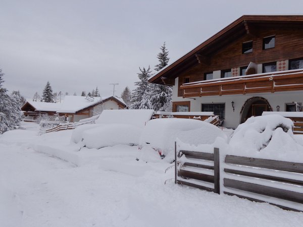 Foto Außenansicht im Winter Girgenoy