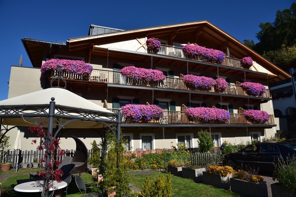 Bild Hotel Oberwirt Weißes Kreuz