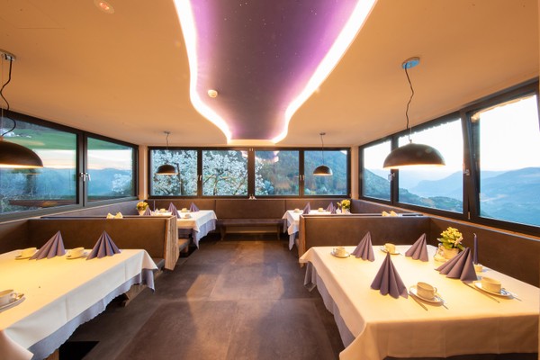 Il ristorante Collepietra Sonnleiten Dolomiten Residence