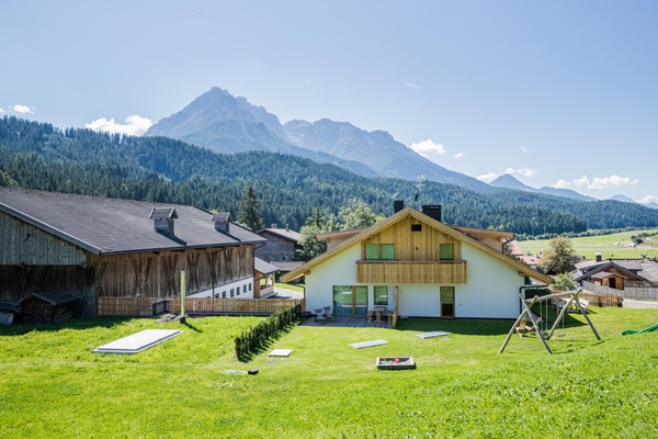 Foto Außenansicht Ferienwohnungen auf dem Bauernhof Stöfflerhof