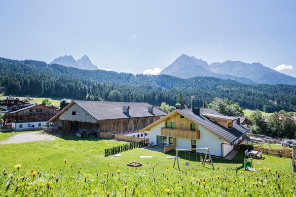Foto Außenansicht Ferienwohnungen auf dem Bauernhof Stöfflerhof