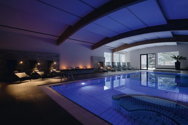 La piscina Hotel Ganischgerhof Mountain Resort & Spa