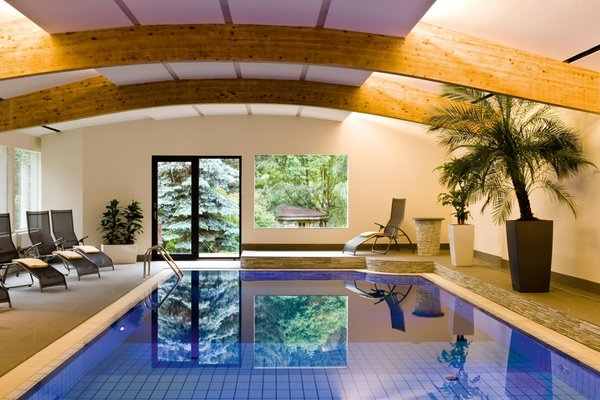 La piscina Hotel Ganischgerhof Mountain Resort & Spa