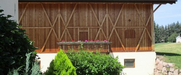 Foto esterno in estate Höggerhof