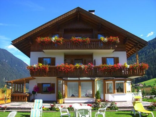 Foto esterno Appartamenti Haus Mucher