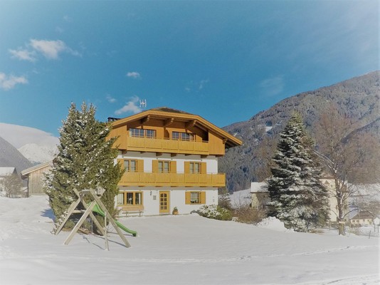 Photo exteriors Farmhouse apartments Obwegiserhof