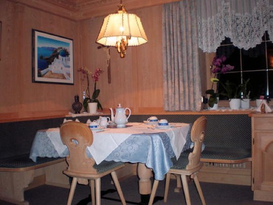 Foto della stube B&B + Appartamenti Oberlechnerhof