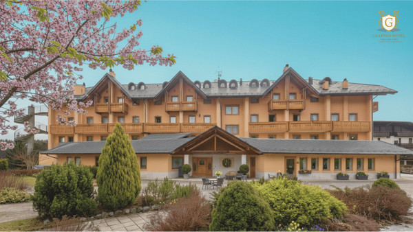 Foto esterno Hotel Gaarten