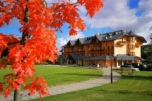 Foto esterno Hotel Gaarten