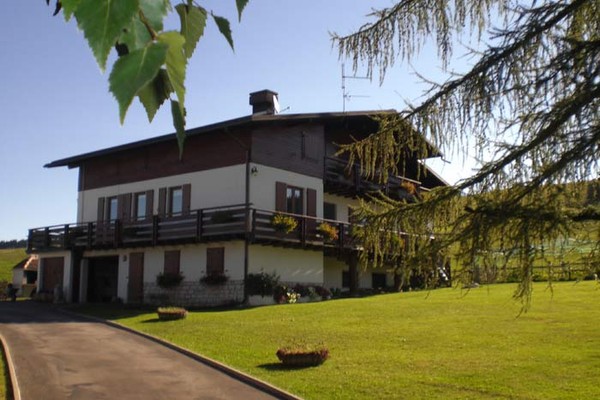 Foto esterno Bed & Breakfast Ai Tre Larici