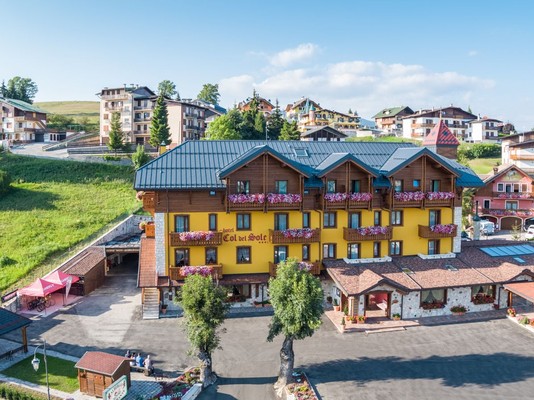 Foto esterno Col Del Sole Bike Hotel