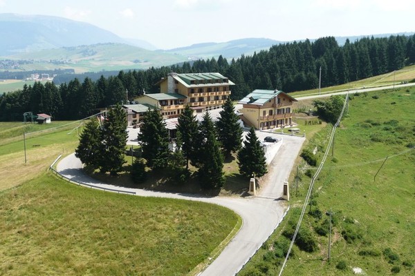 Foto Außenansicht Hotel La Baitina
