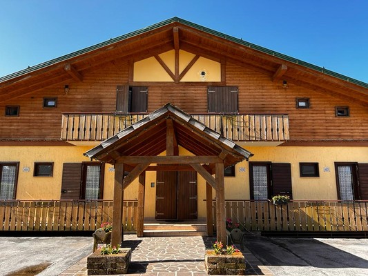 Foto Außenansicht Hotel La Baitina