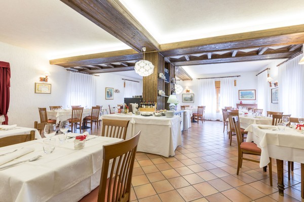 Il ristorante Roana Al Bosco