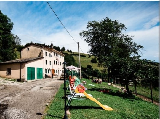 Foto esterno Pensione House Rugiada