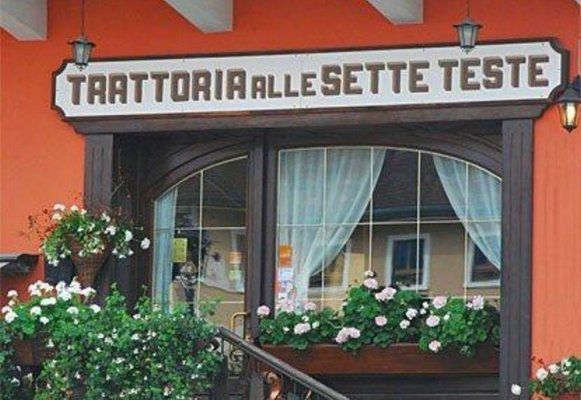 Foto estiva di presentazione Albergo Sette Teste