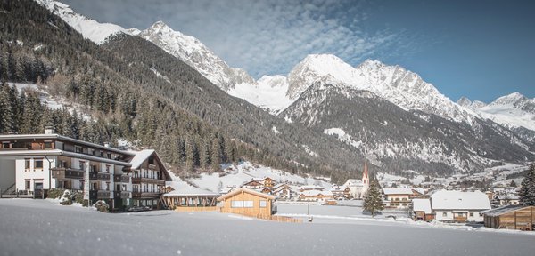 Photo exteriors in winter Vierbrunnenhof