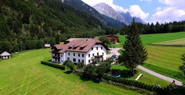 Foto Außenansicht im Sommer Brunner