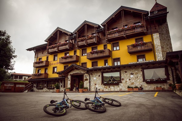 Photo exteriors Bike rental Altopiano Outdoor